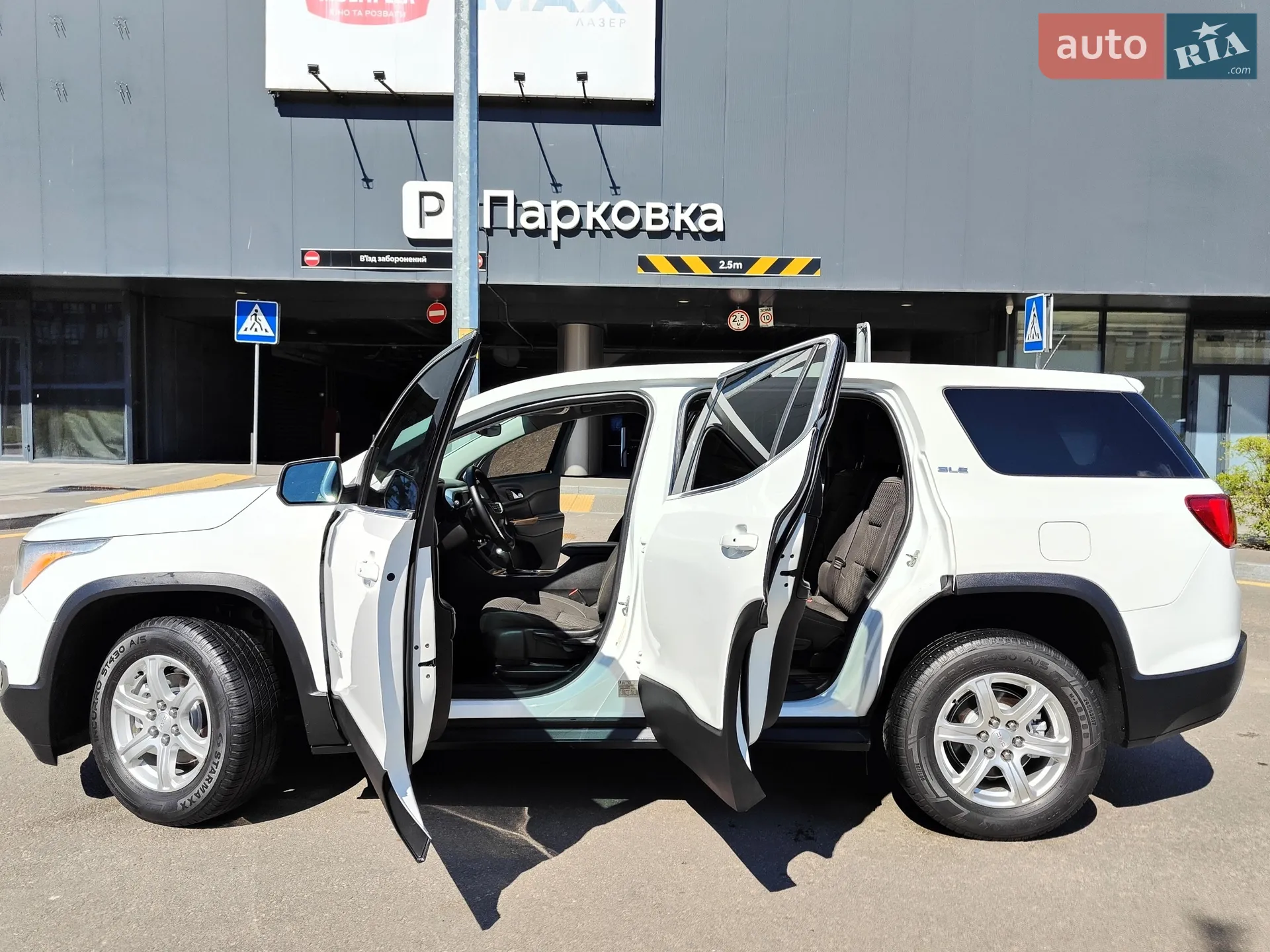2017 GMC Acadia - мініатюра 12