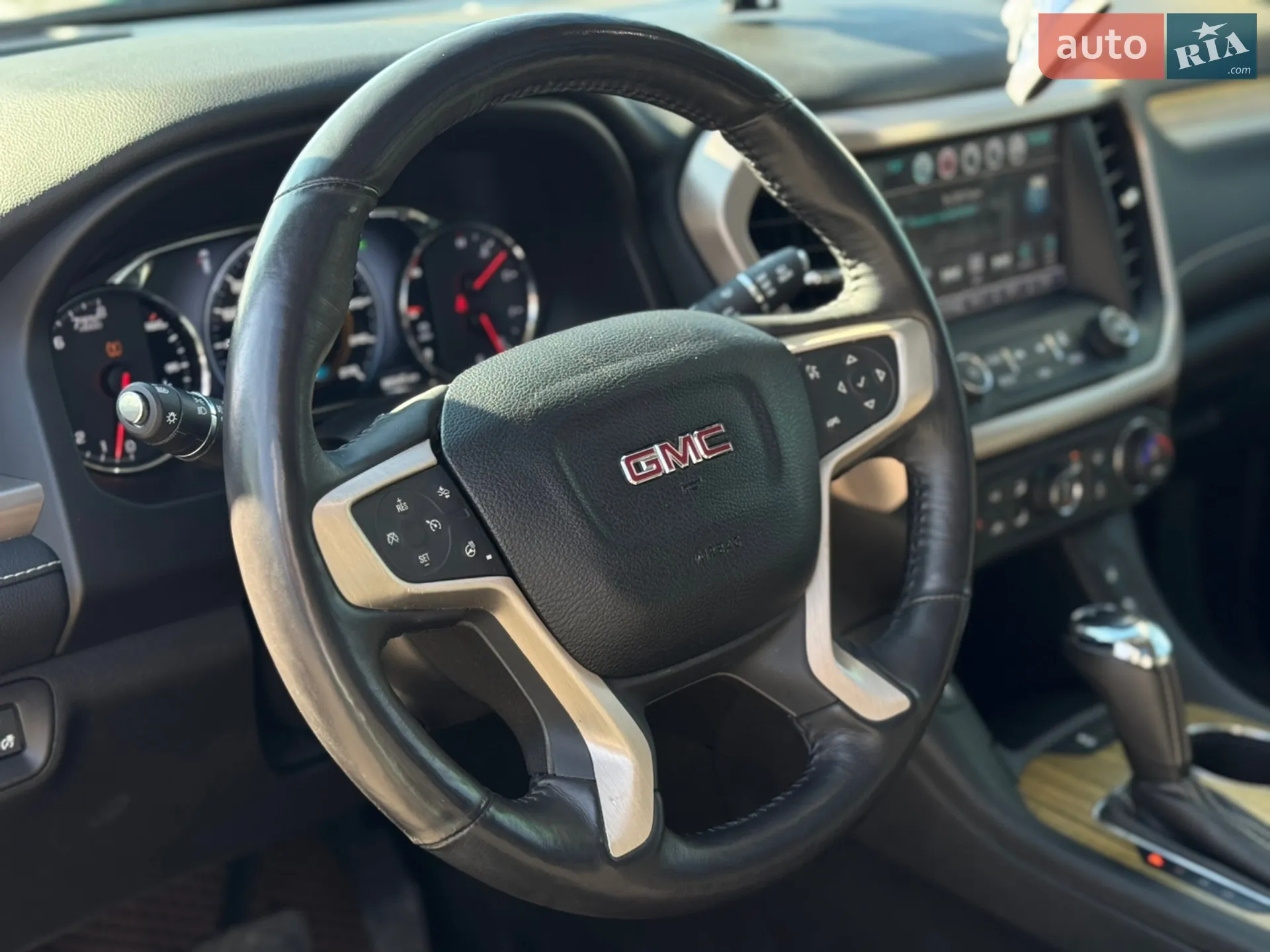 2017 GMC Acadia - мініатюра 29