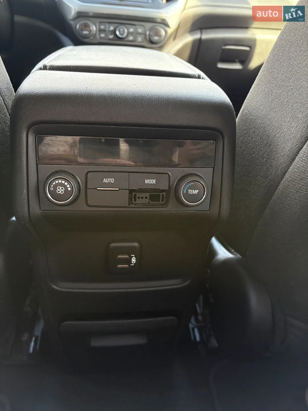 2017 GMC Acadia - мініатюра 10