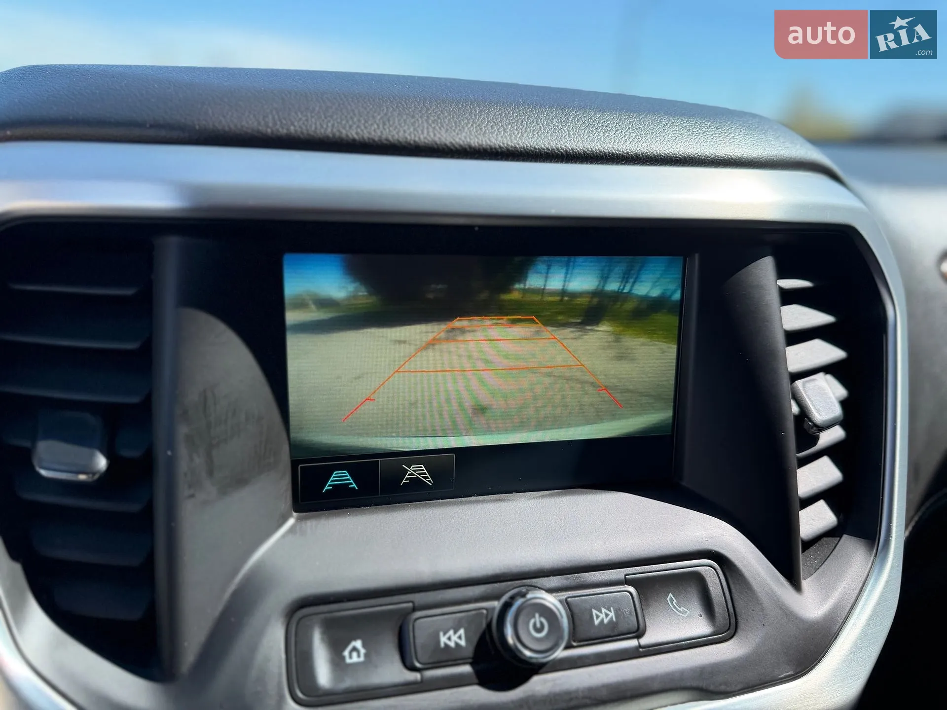 2017 GMC Acadia - мініатюра 25