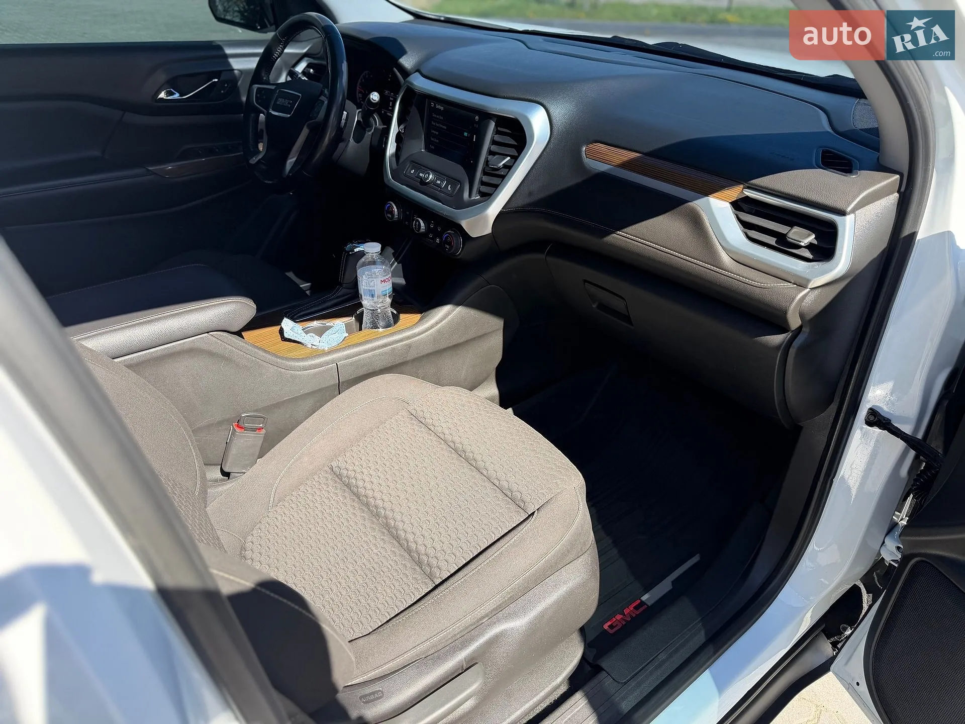 2017 GMC Acadia - мініатюра 38