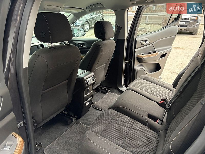 Внедорожник / Кроссовер GMC Acadia 2018 в Киеве
