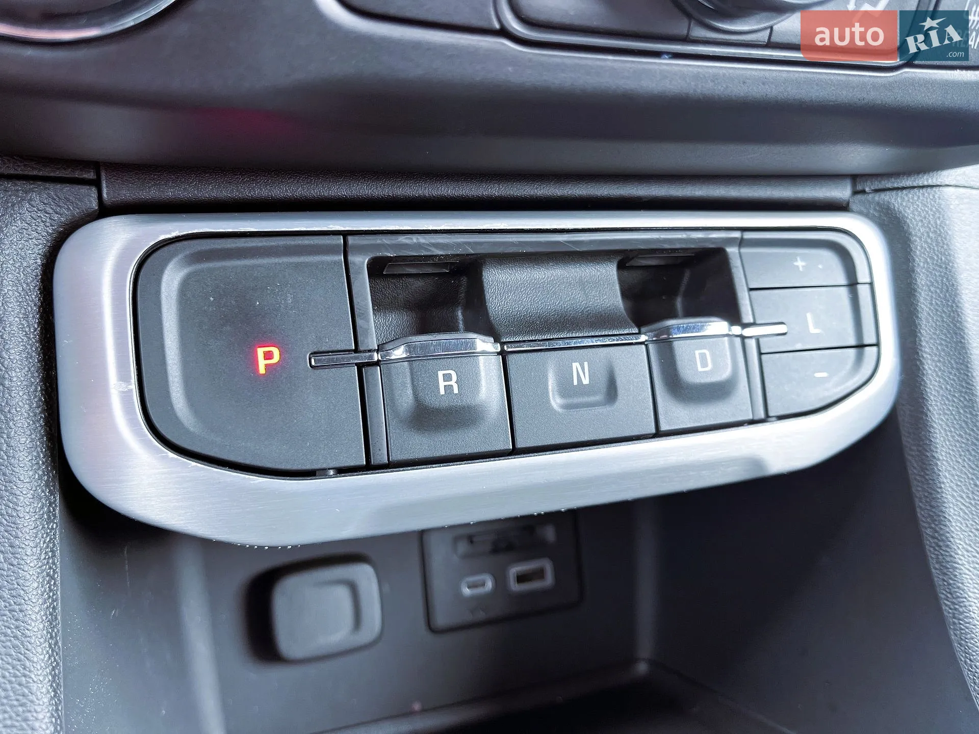 2021 GMC Acadia - мініатюра 24