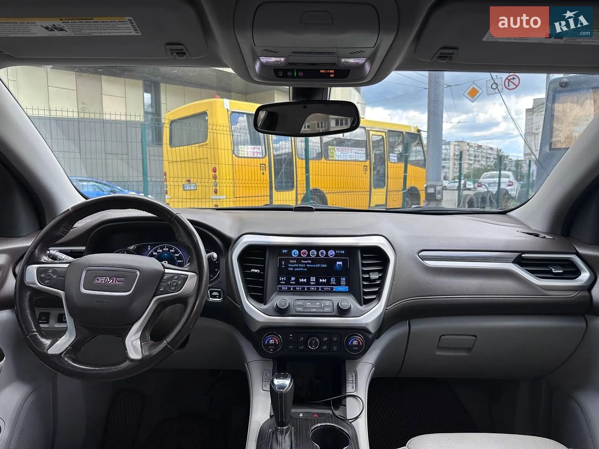 2016 GMC Acadia - мініатюра 14