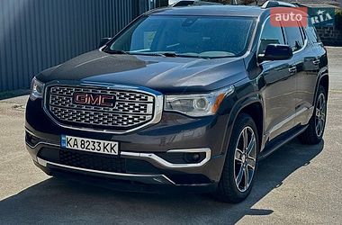 Внедорожник / Кроссовер GMC Acadia 2017 в Киеве