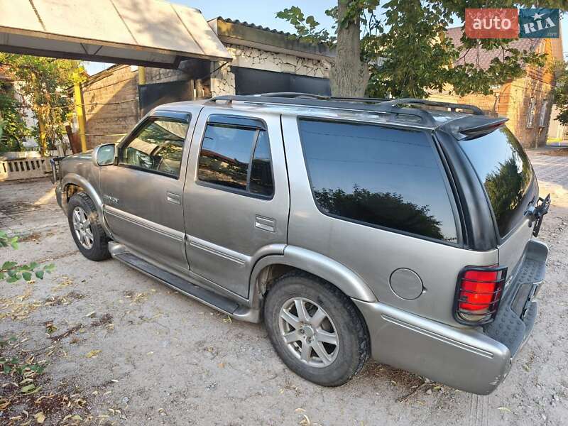 Внедорожник / Кроссовер GMC Envoy 1999 в Кропивницком