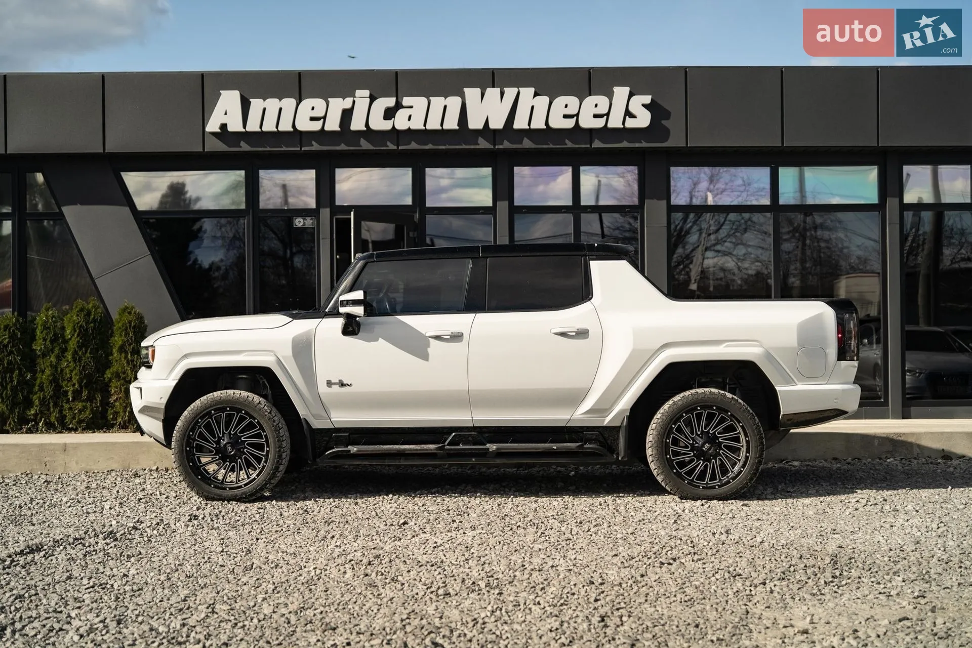 2023 GMC Hummer EV - мініатюра 3