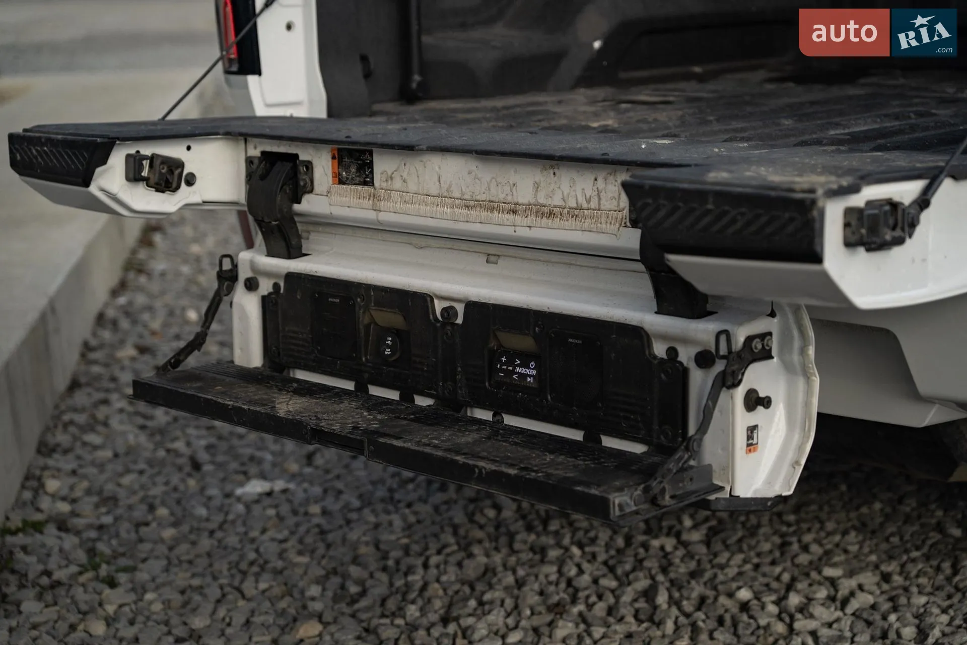 2023 GMC Hummer EV - мініатюра 8