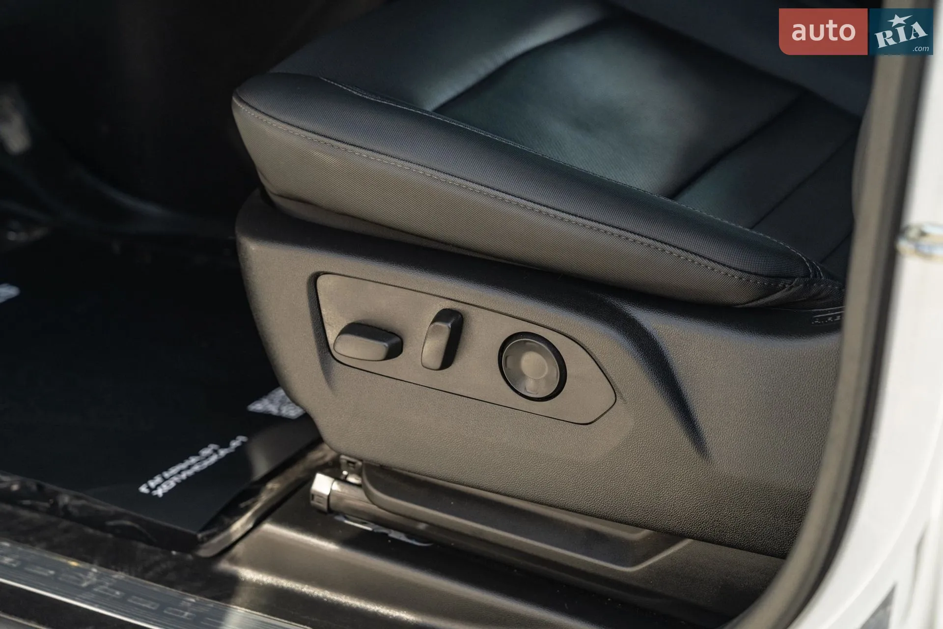 2023 GMC Hummer EV - мініатюра 23