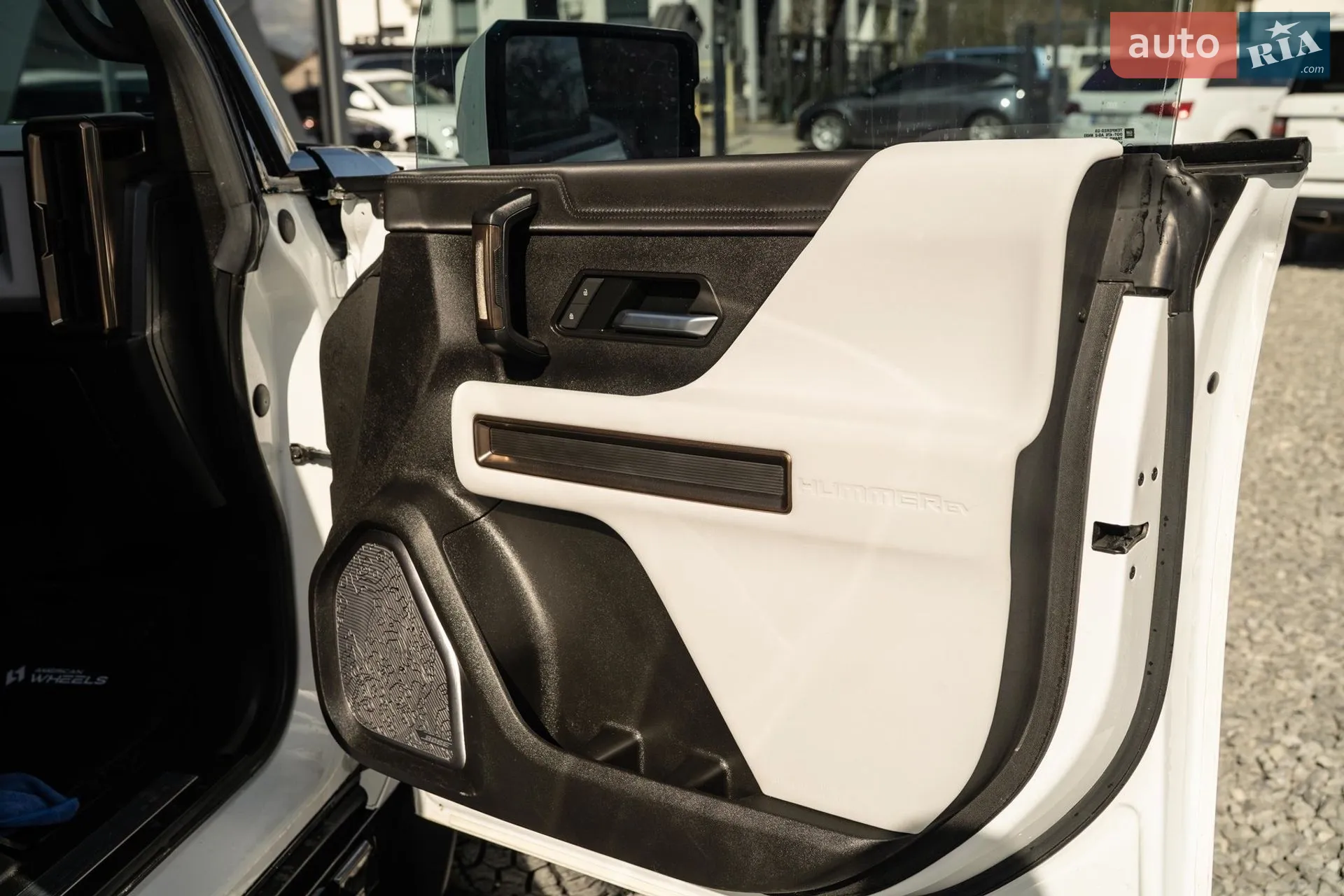 2023 GMC Hummer EV - мініатюра 46