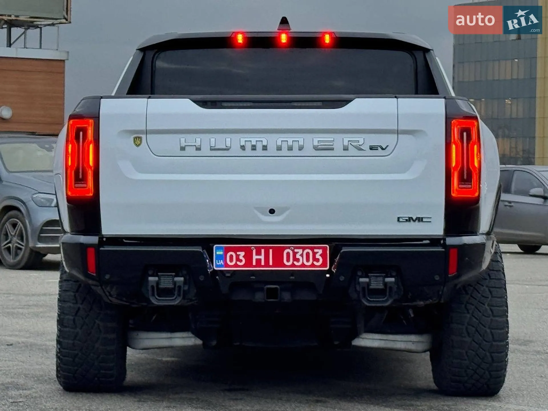 2024 GMC Hummer EV - мініатюра 11