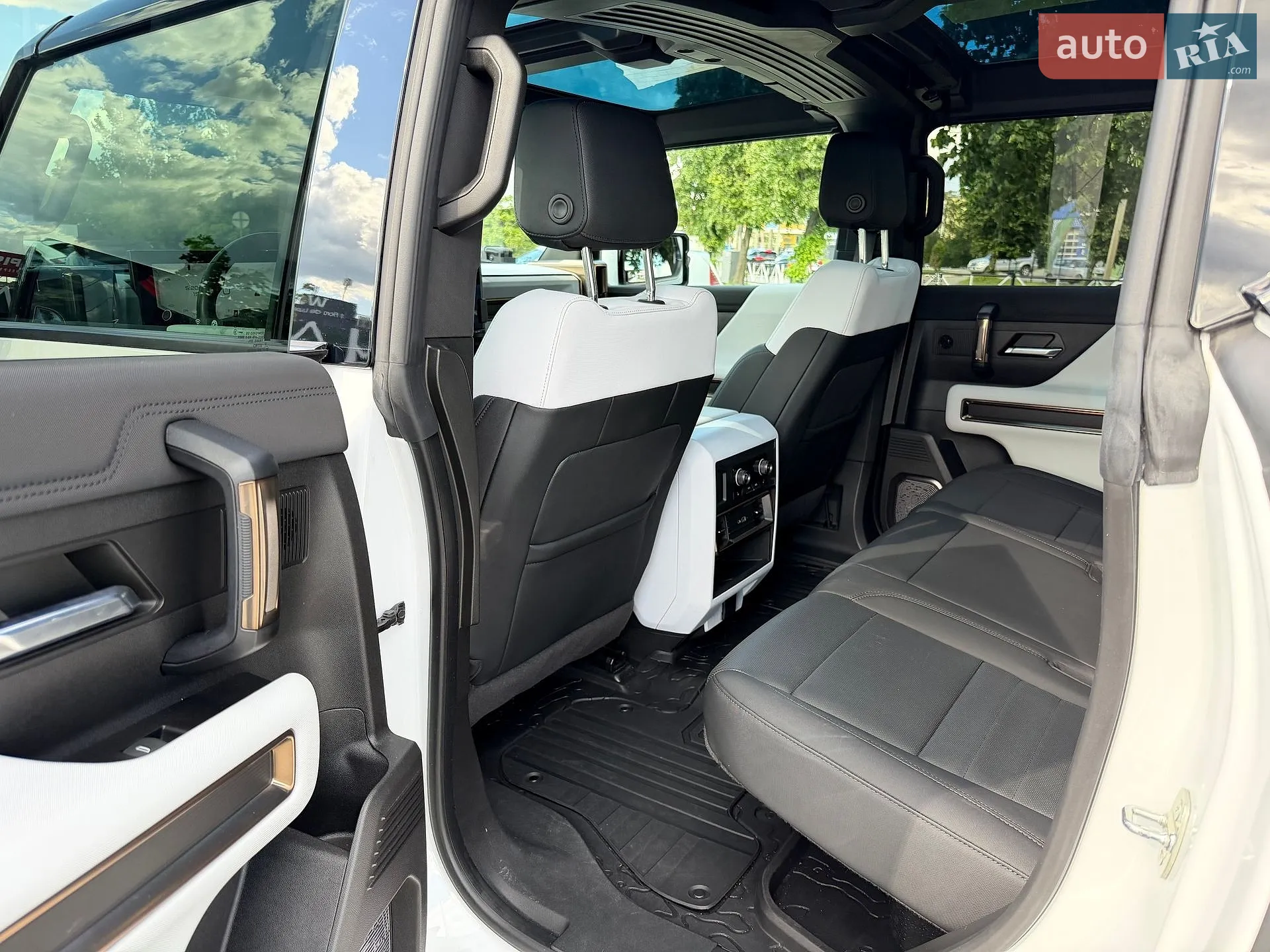 2023 GMC Hummer EV - мініатюра 49