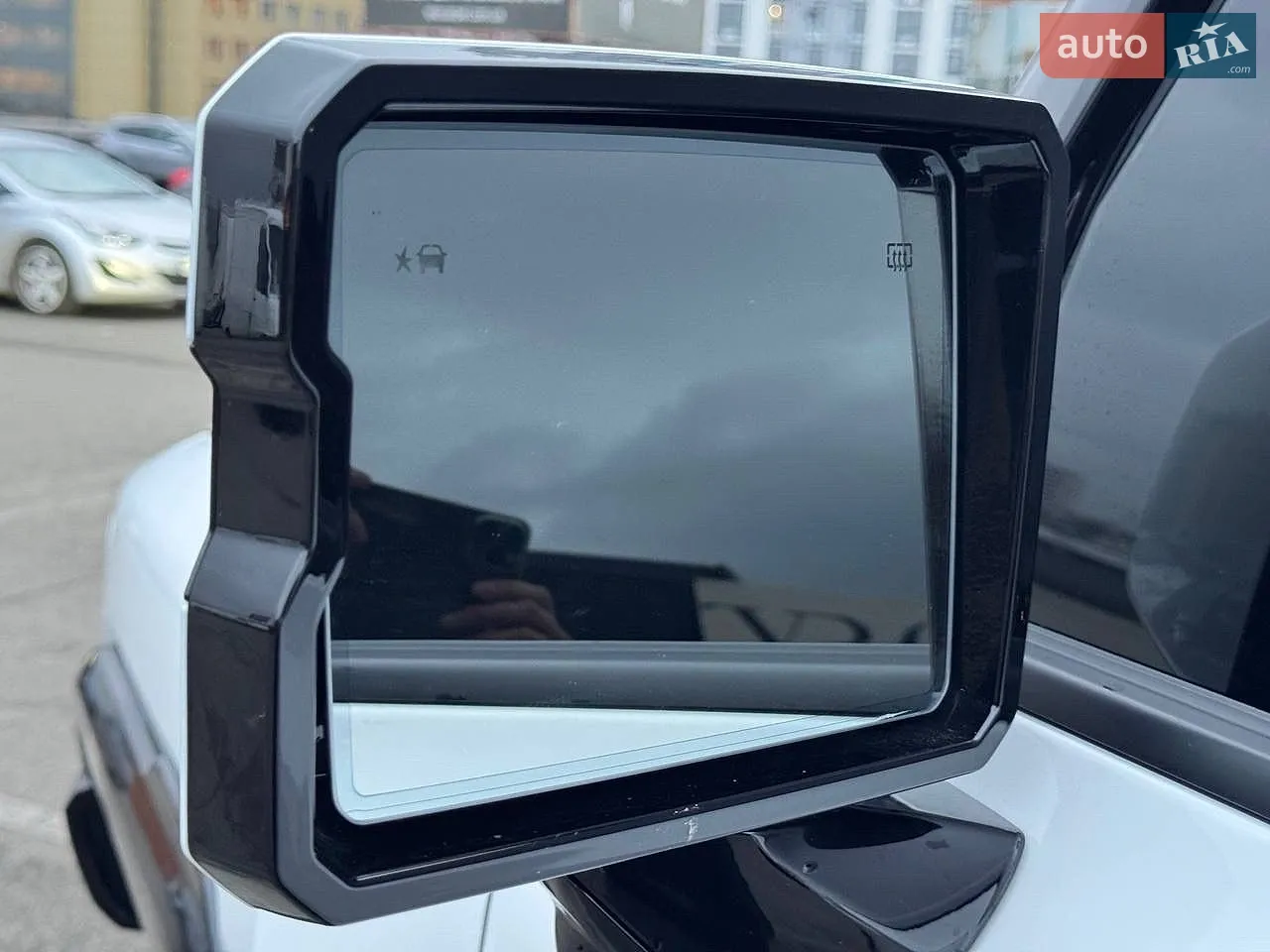 2024 GMC Hummer EV - мініатюра 19
