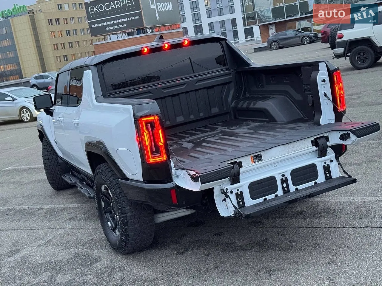 2024 GMC Hummer EV - мініатюра 29