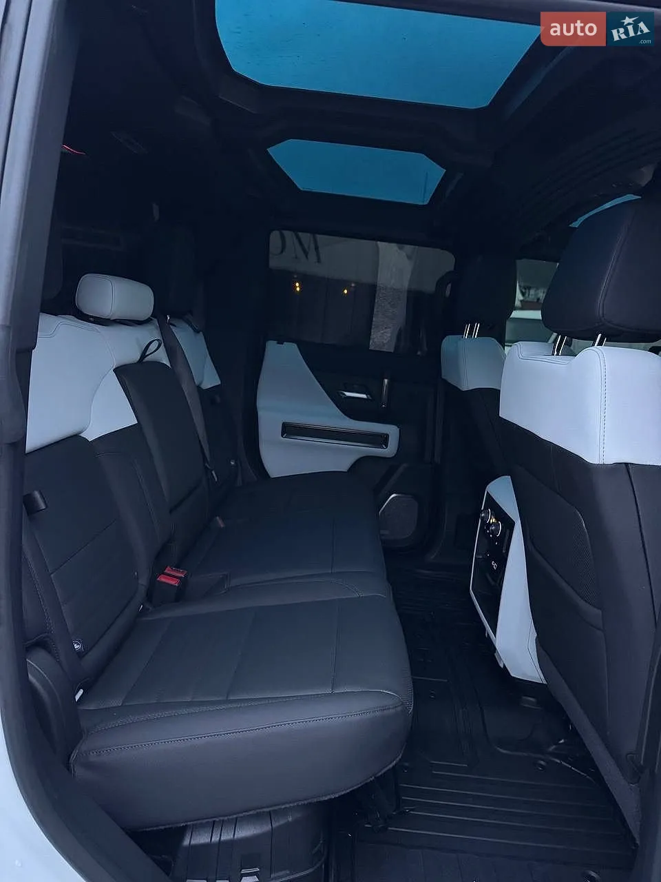 2024 GMC Hummer EV - мініатюра 46