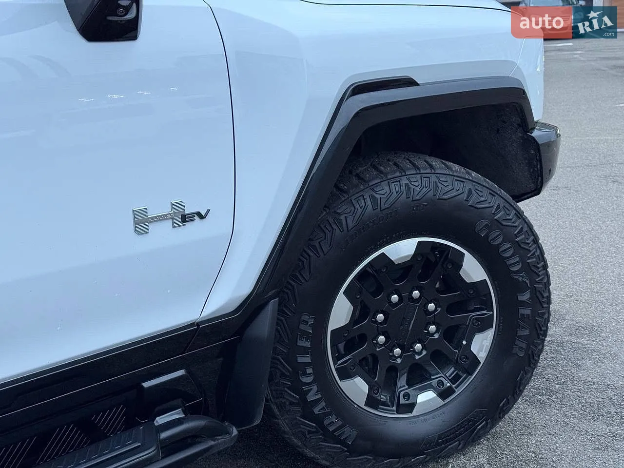 2024 GMC Hummer EV - мініатюра 52
