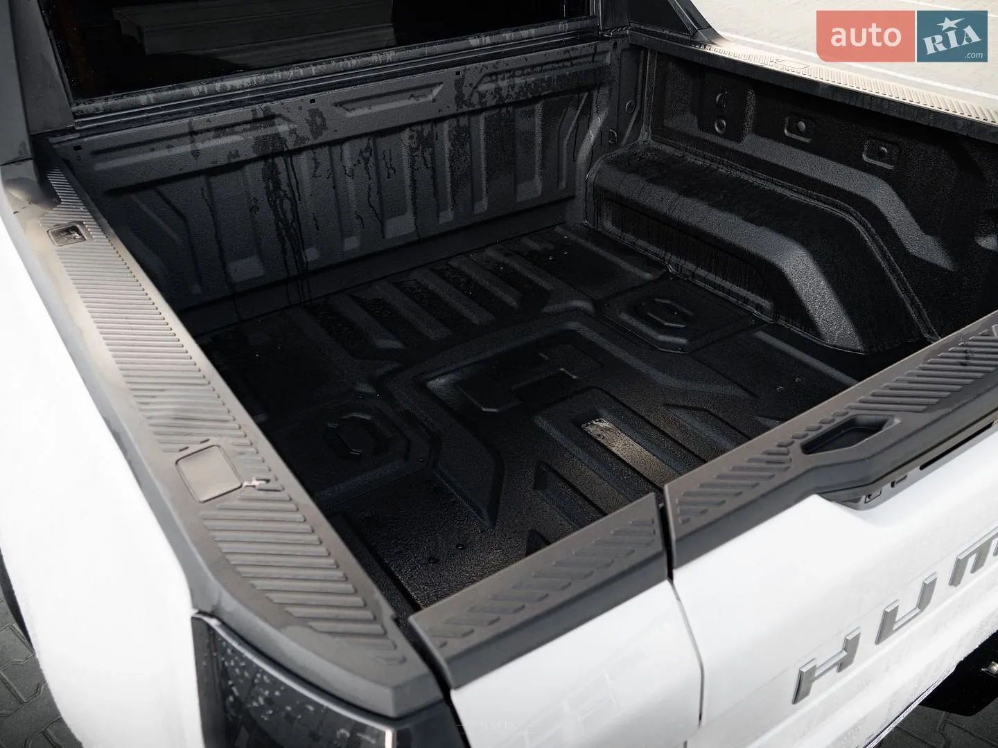 2024 GMC Hummer EV - мініатюра 18