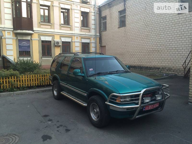 Внедорожник / Кроссовер GMC Jimmy 1995 в Киеве