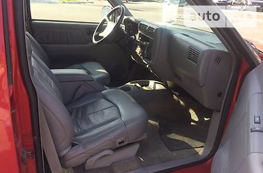 Внедорожник / Кроссовер GMC Jimmy 1995 в 