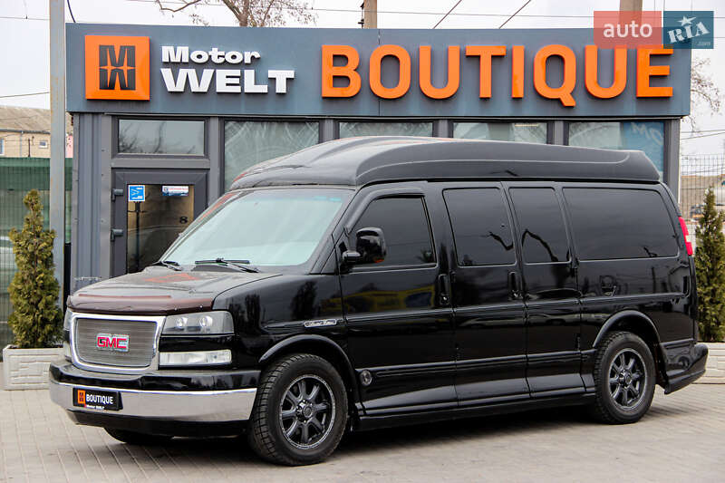 GMC Savana 2010