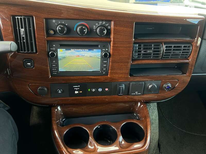 Минивэн GMC Savana 2016 в Черновцах