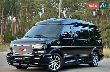 Минивэн GMC Savana 2020 в 