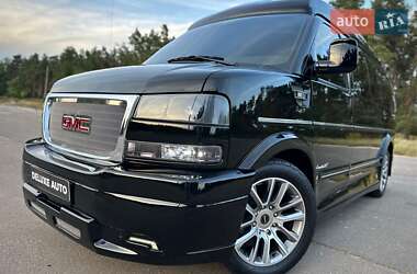 Минивэн GMC Savana 2020 в 