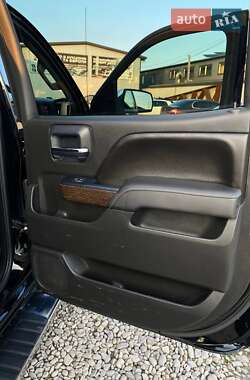 Пикап GMC Sierra 2017 в 