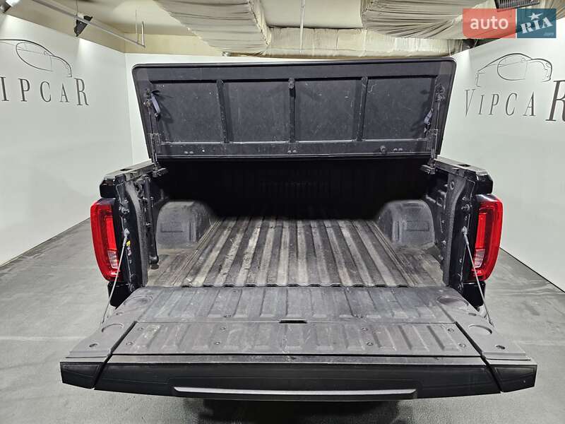 Пікап GMC Sierra 2019 в Києві