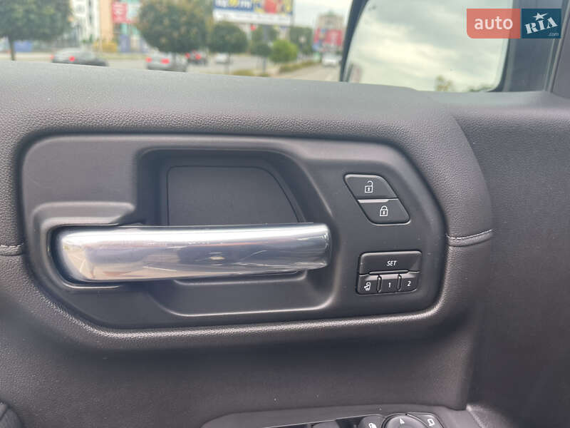 Пікап GMC Sierra 2020 в Києві