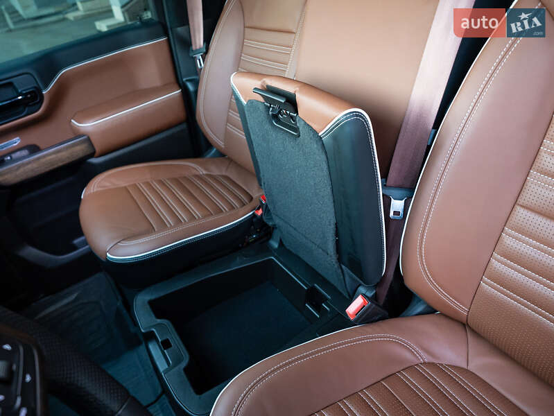 Пікап GMC Sierra 2021 в Києві