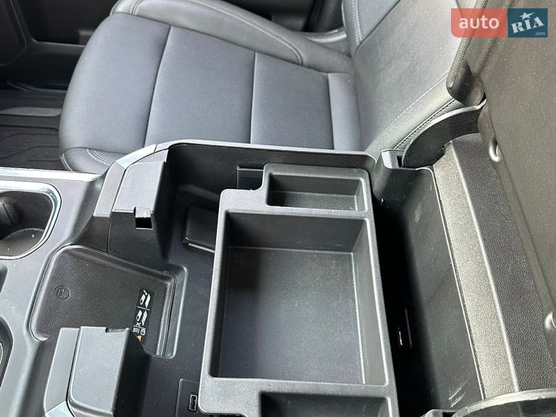 Пикап GMC Sierra 2022 в Тернополе