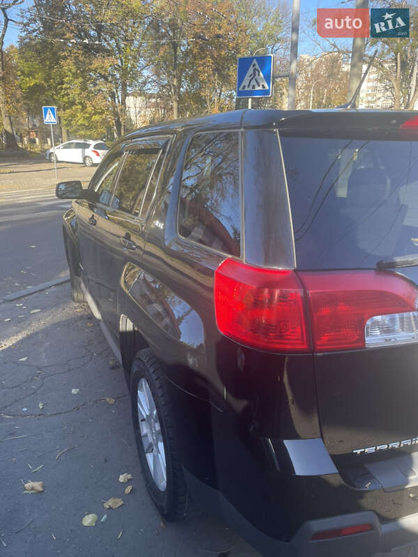 Внедорожник / Кроссовер GMC Terrain 2013 в Ровно