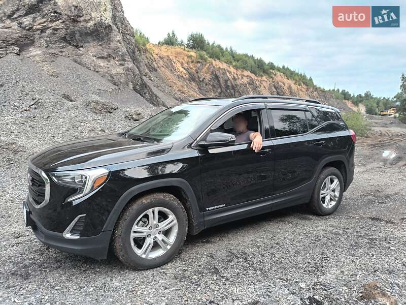 Позашляховик / Кросовер GMC Terrain 2017 в Долині