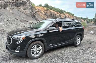 Позашляховик / Кросовер GMC Terrain 2017 в Долині