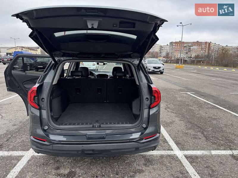 Позашляховик / Кросовер GMC Terrain 2017 в Чернівцях фото 18 Позашляховик / Кросовер GMC Terrain 2017 в Чернівцях