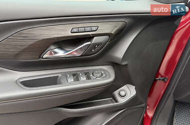Позашляховик / Кросовер GMC Terrain 2019 в 
