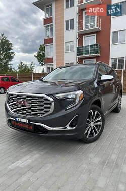 Позашляховик / Кросовер GMC Terrain 2018 в 