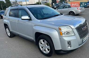 Внедорожник / Кроссовер GMC Terrain 2015 в 