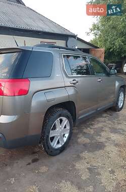 Внедорожник / Кроссовер GMC Terrain 2011 в 