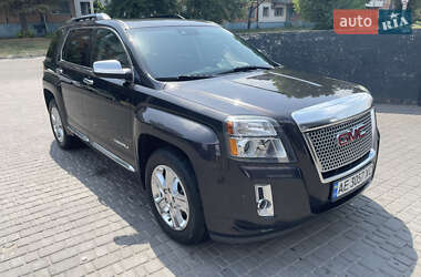 Внедорожник / Кроссовер GMC Terrain 2013 в 