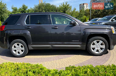 Внедорожник / Кроссовер GMC Terrain 2015 в 