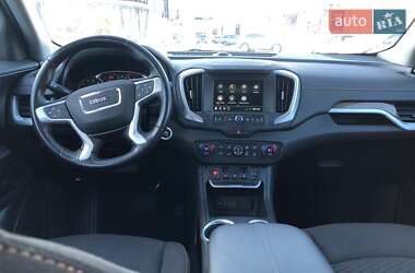 Внедорожник / Кроссовер GMC Terrain 2018 в 