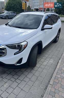 Внедорожник / Кроссовер GMC Terrain 2017 в 