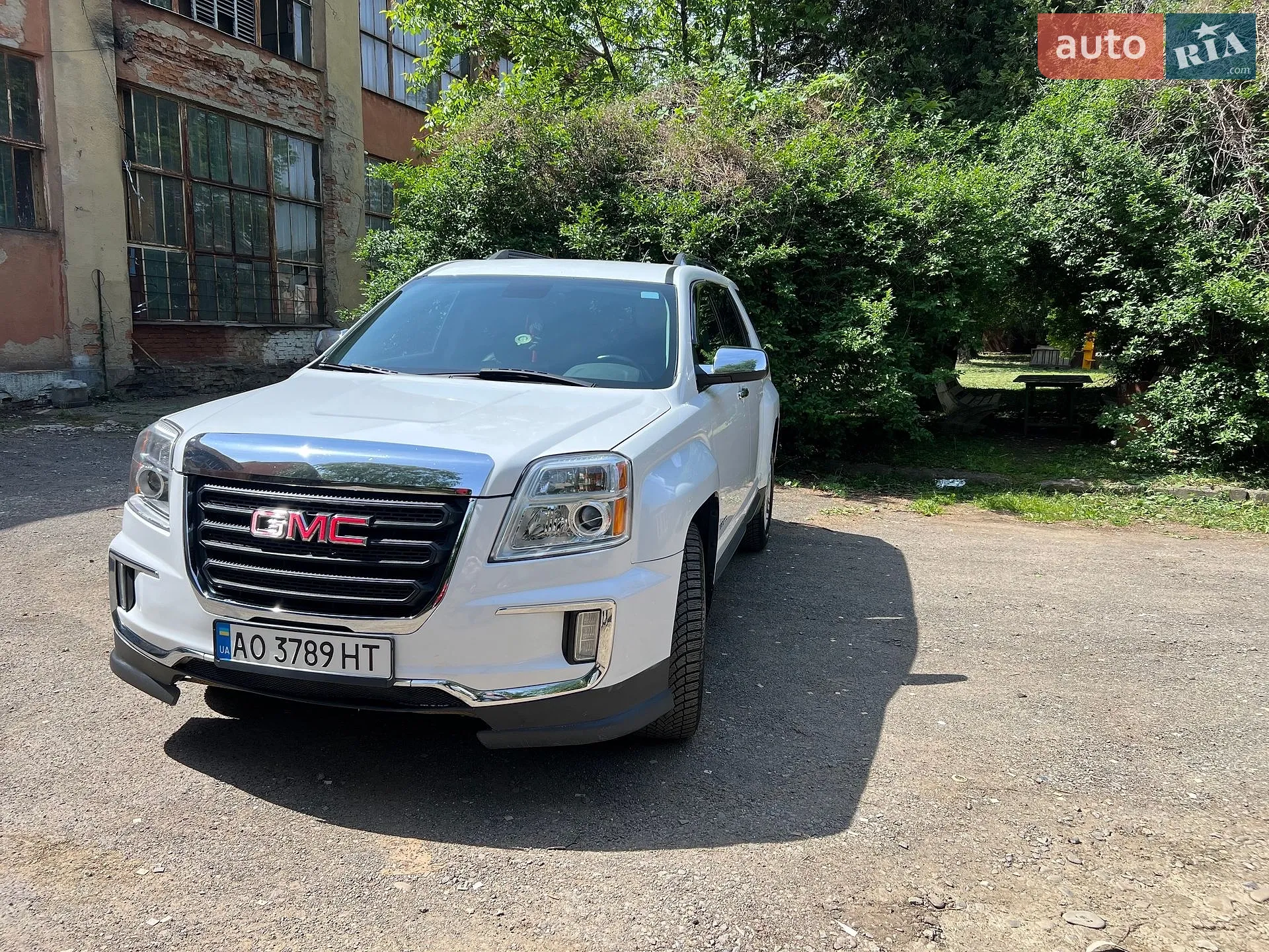 2017 GMC Terrain - мініатюра 2