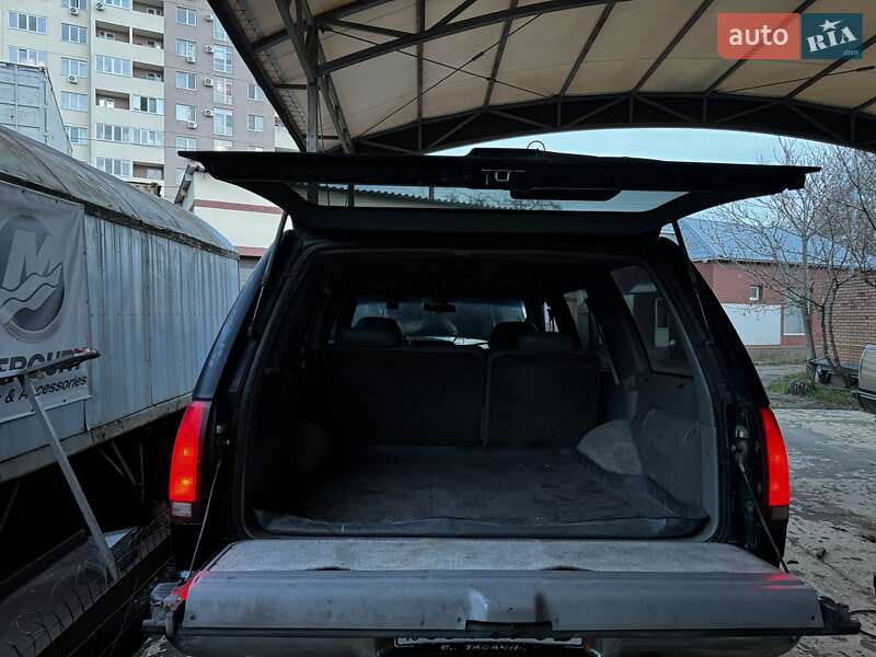 Внедорожник / Кроссовер GMC Yukon 1996 в Одессе
