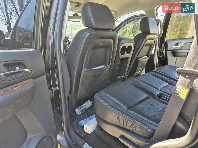 Внедорожник / Кроссовер GMC Yukon 2006 в Киеве