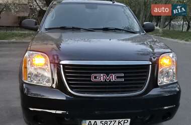 Позашляховик / Кросовер GMC Yukon 2006 в Києві