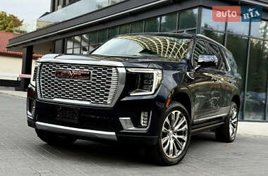 Позашляховик / Кросовер GMC Yukon 2021 в 