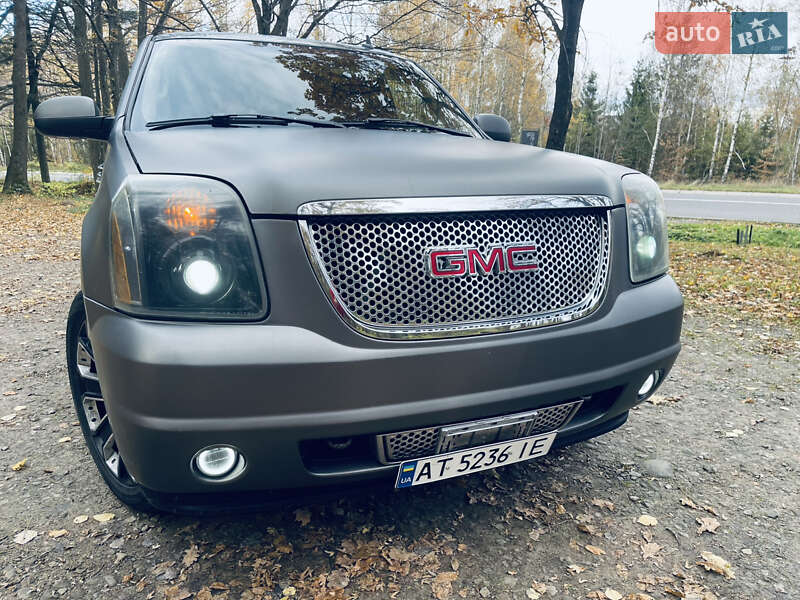 Внедорожник / Кроссовер GMC Yukon 2006 в Ивано-Франковске фото 3 Внедорожник / Кроссовер GMC Yukon 2006 в Ивано-Франковске